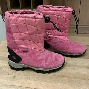 Merrell Thinsulate Snow Boots Pink Size 2 Non-marking soles Toggle Closure